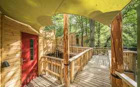 Der Weg zu ihrem Appartement - Foto: Gerhard Westrich